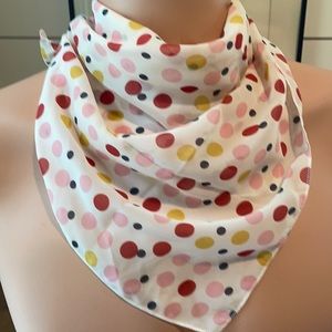 Square polyester scarf